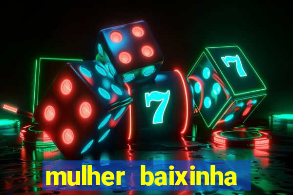 mulher baixinha transando com homens altos